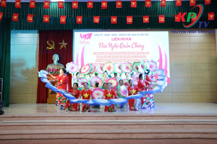 Xã Kiều Phú tổ chức Đêm liên hoan văn nghệ quần chúng chào mừng thành công Đại hội đại biểu Đảng bộ xã lần thứ nhất, nhiệm kỳ 2025 – 2030 và kỷ niệm 80 năm Cách mạng Tháng Tám thành công, Quốc khánh 2/9- Ảnh 6.