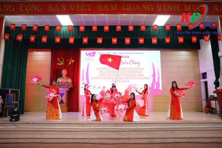 Xã Kiều Phú tổ chức Đêm liên hoan văn nghệ quần chúng chào mừng thành công Đại hội đại biểu Đảng bộ xã lần thứ nhất, nhiệm kỳ 2025 – 2030 và kỷ niệm 80 năm Cách mạng Tháng Tám thành công, Quốc khánh 2/9- Ảnh 9.
