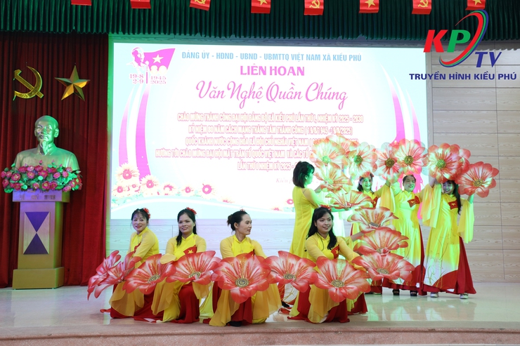 Xã Kiều Phú tổ chức Đêm liên hoan văn nghệ quần chúng chào mừng thành công Đại hội đại biểu Đảng bộ xã lần thứ nhất, nhiệm kỳ 2025 – 2030 và kỷ niệm 80 năm Cách mạng Tháng Tám thành công, Quốc khánh 2/9- Ảnh 14.