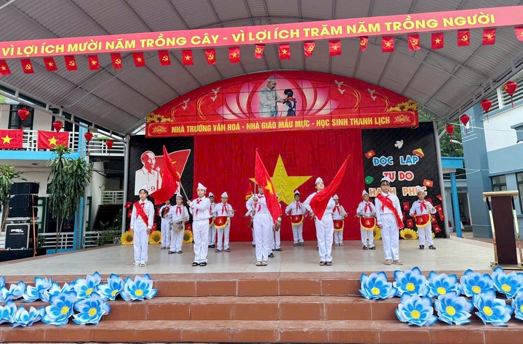 Trường Tiểu học Thị trấn Quốc Oai A tưng bừng kỷ niệm 80 năm cách mạng tháng tám và quốc khánh 2/9: “Hãy yêu nước theo cách của bạn”- Ảnh 5.
