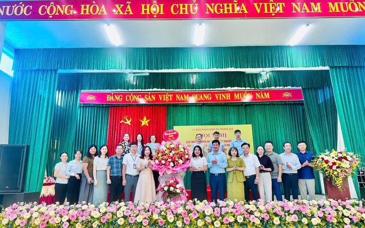 Trung Giã: Gặp mặt kỷ niệm 80 năm ngày truyền thống các ngành- Ảnh 2.