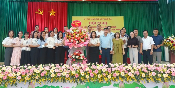 Trung Giã: Gặp mặt kỷ niệm 80 năm ngày truyền thống các ngành- Ảnh 4.