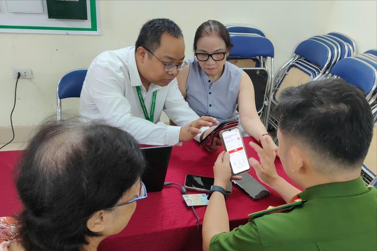 PHƯỜNG LÁNG RA MẮT 3 ĐIỂM BÌNH DÂN HỌC VỤ SỐ LƯU ĐỘNG- Ảnh 3.