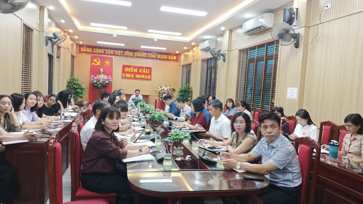 HỘI NGHỊ TRIỂN KHAI NHIỆM VỤ NĂM HỌC 2025-2026 CẤP HỌC MẦM NON, TIỂU HỌC, THCS- Ảnh 1.
