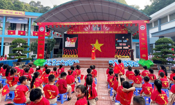 Trường Tiểu học Thị trấn Quốc Oai A tưng bừng kỷ niệm 80 năm cách mạng tháng tám và quốc khánh 2/9: “Hãy yêu nước theo cách của bạn”- Ảnh 7.