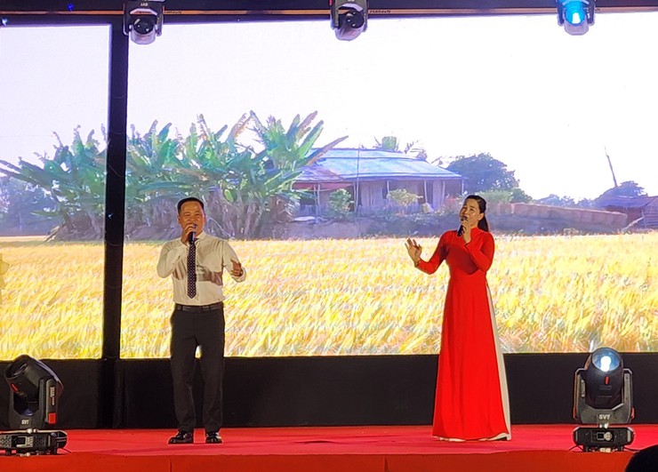 Rực rỡ Chương trình nghệ thuật "Rạng rỡ non sông – vinh quang Nhân dân – tự hào Hà Nội"- Ảnh 23.