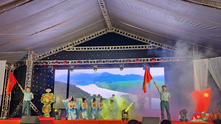 Rực rỡ Chương trình nghệ thuật "Rạng rỡ non sông – vinh quang Nhân dân – tự hào Hà Nội"- Ảnh 25.