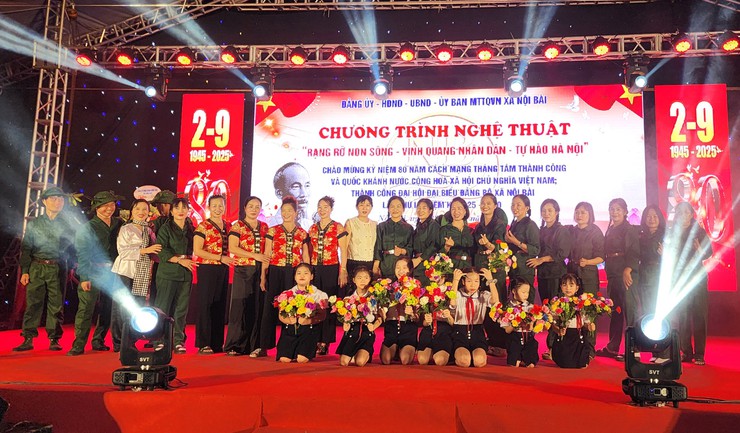 Rực rỡ Chương trình nghệ thuật "Rạng rỡ non sông – vinh quang Nhân dân – tự hào Hà Nội"- Ảnh 36.