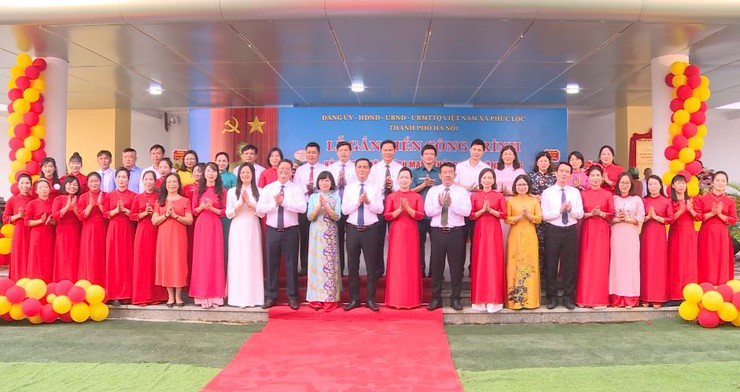 Lễ gắn biển công trình kỷ niệm 80 Cách mạng tháng Tám thành công và Quốc khánh nước Cộng hoà xã hội chủ nghĩa Việt Nam (1945-2025)- Ảnh 6.