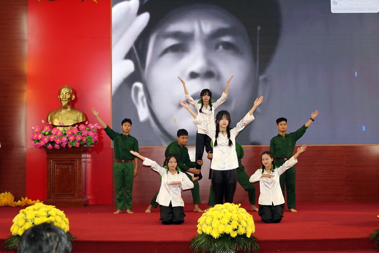 Hội nghị tổng kết chiến dịch thanh niên tình nguyện hè – Nâng bước chân em đến trường” năm 2025- Ảnh 3.