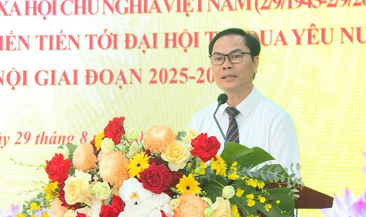 Xã Phúc Lộc trang trọng tổ chức Lễ kỷ niệm 80 năm Cách mạng Tháng Tám (19/8/1945 – 19/8/2025) và Quốc khánh (2/9/1945 – 2/9/2025); Khen thưởng điển hình tiên tiến tiến tới Đại hội thi đua yêu nước TP Hà Nội giai đoạn 2025 – 2030- Ảnh 6.
