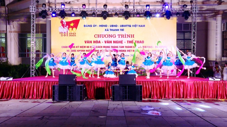 Hòa nhịp cùng đất nước: Chương trình văn hóa -  văn nghệ - thể thao đặc sắc tại xã Thanh Trì - Ảnh 6.
