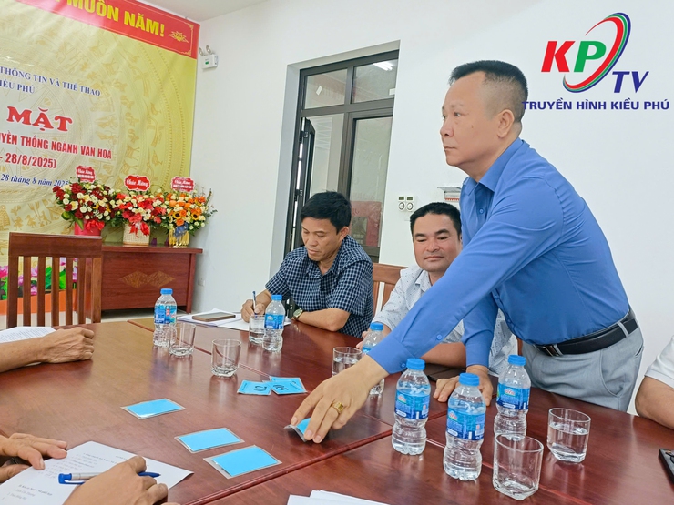 Trung tâm VHTT&TT xã Kiều Phú làm việc với các đoàn tham gia Giải Bóng chuyền hơi, thống nhất Điều lệ giải- Ảnh 3.