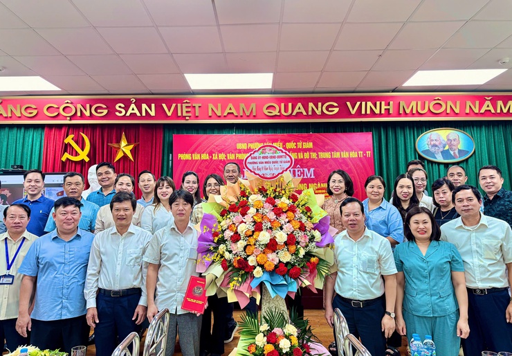 UBND PHƯỜNG VĂN MIẾU- QUỐC TỬ GIÁM KỶ NIỆM 80 NĂM NGÀY TRUYỀN THỐNG NGÀNH NỘI VỤ, TƯ PHÁP, TÀI CHÍNH, VĂN HÓA VÀ THỂ THAO, VĂN PHÒNG HĐND VÀ UBND- Ảnh 3.