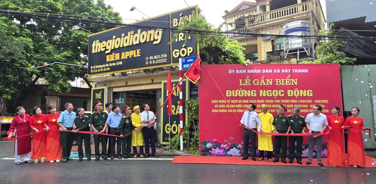 Xã Bát Tràng có thêm 3 tuyến đường mang tên Chử Đồng Tử, Lê Xá, Ngọc Động- Ảnh 3.