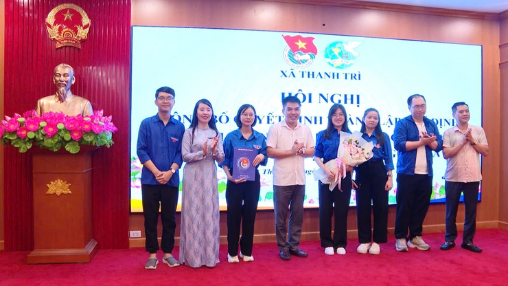 HỘI NGHỊ CÔNG BỐ CÁC QUYẾT ĐỊNH THÀNH LẬP CHI ĐOÀN, CHI HỘI PHỤ NỮ VÀ HỘI ĐỒNG ĐỘI XÃ THANH TRÌ- Ảnh 8.