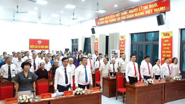 Xã Bình Minh: 42 đảng viên được trao tặng huy hiệu Đảng đợt 2/9/2025- Ảnh 3.