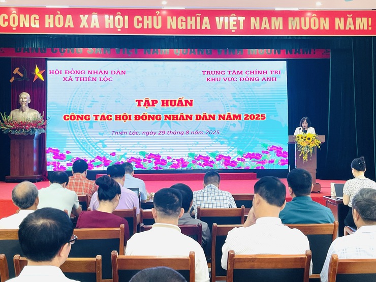 Hội nghị tập huấn công tác HĐND năm 2025 tại xã Thiên Lộc.- Ảnh 1.