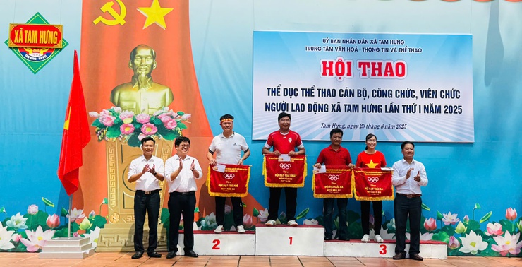 TƯNG BỪNG HỘI THAO THỂ DỤC THỂ THAO XÃ TAM HƯNG LẦN THỨ I NĂM 2025- Ảnh 17.
