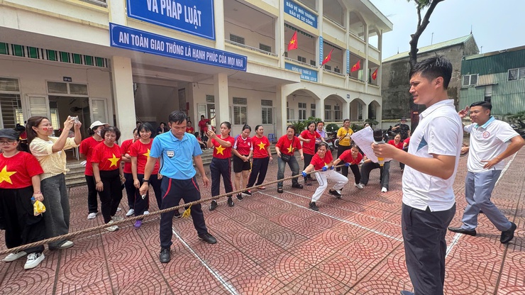 TƯNG BỪNG HỘI THAO THỂ DỤC THỂ THAO XÃ TAM HƯNG LẦN THỨ I NĂM 2025- Ảnh 14.