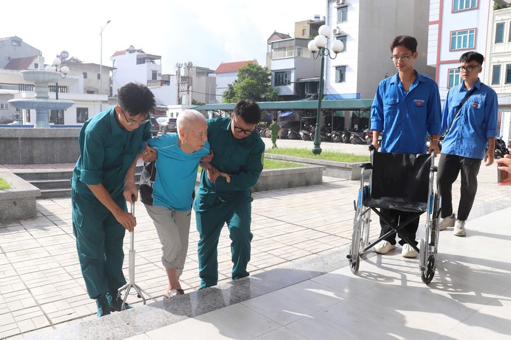 Hà Nội triển khai Tháng hành động vì Người cao tuổi Việt Nam năm 2025- Ảnh 2.