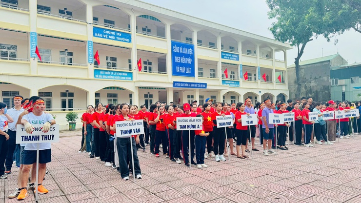 TƯNG BỪNG HỘI THAO THỂ DỤC THỂ THAO XÃ TAM HƯNG LẦN THỨ I NĂM 2025- Ảnh 7.