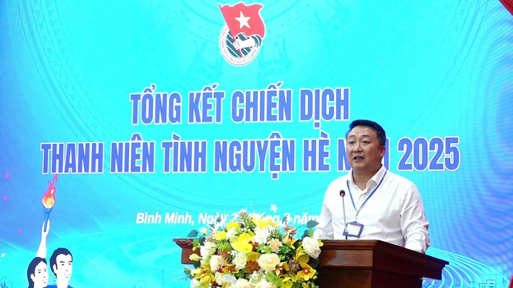 Đoàn TNCS Hồ Chí Minh xã Bình Minh tổ chức hội nghị tổng kết Chiến dịch Thanh niên tình nguyện hè 2025, Liên hoan tuyên truyền ca khúc măng non và trao giải cuộc thi vẽ tranh “Em yêu Hà Nội – Rạng rỡ Bình Minh”- Ảnh 12.