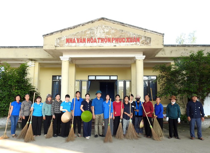 TRUNG GIÃ RA QUÂN TỔNG VỆ SINH MÔI TRƯỜNG  - Ảnh 1.