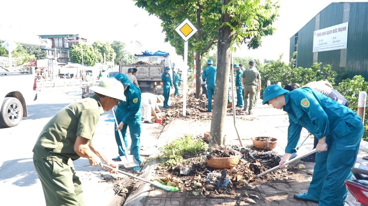 Xã Dương Hoà ra quân tổng vệ sinh môi trường - Ảnh 8.