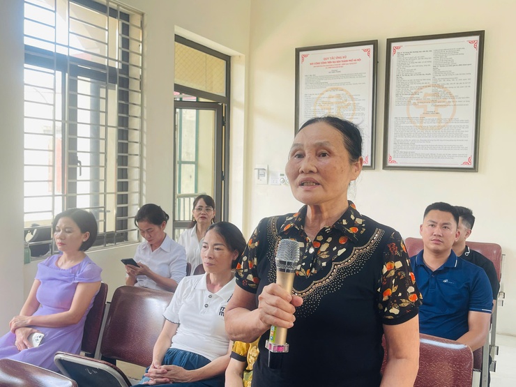Đồng chí Bí thư Đảng ủy xã Vĩnh Thanh đã tham dự buổi sinh hoạt định kỳ cùng Chi bộ thôn Đông.- Ảnh 7.