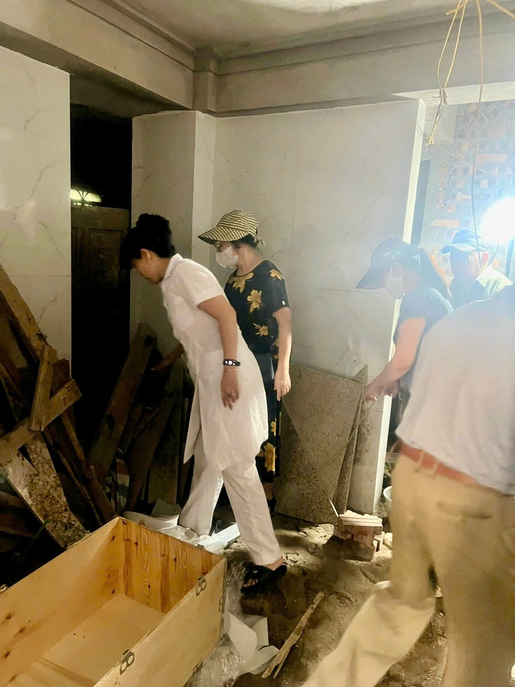 PHƯỜNG VĂN MIẾU – QUỐC TỬ GIÁM PHUN HÓA CHẤT, VỆ SINH MÔI TRƯỜNG, PHÒNG CHỐNG DỊCH BỆNH PHỤC VỤ LỄ KỶ NIỆM 80 NĂM QUỐC KHÁNH NƯỚC CỘNG HÒA XÃ HỘI CHỦ NGHĨA VIỆT NAM 02/9- Ảnh 1.