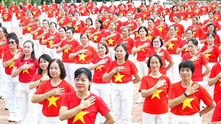 Hội Liên hiệp phụ nữ phường Bồ Đề tổ chức Ngày hội văn hoá thể thao chào mừng kỷ niệm 80 năm Cách mạng Tháng Tám thành công (19/8); Quốc khánh Nước CHXHCN Việt Nam (2/9) và thành công Đại hội Đảng bộ phường Bồ Đề lần thứ I- Ảnh 12.