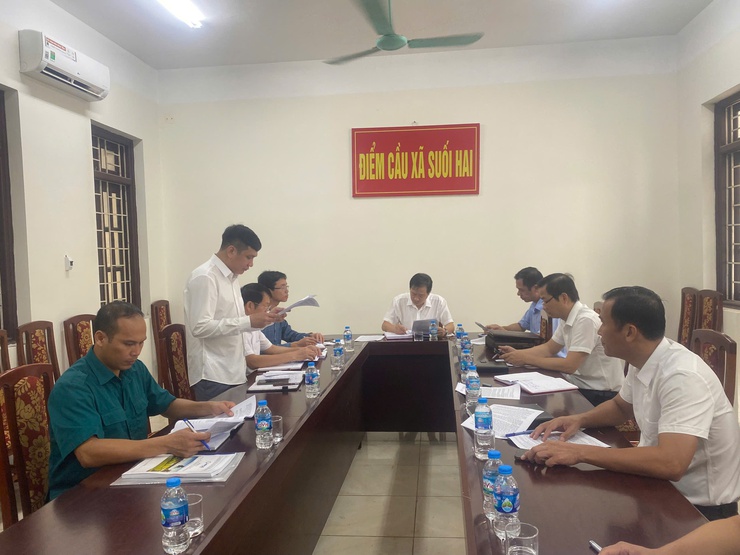 UBND xã Suối Hai tổ chức họp phiên toàn thể đánh giá kết quả thực hiện nhiệm vụ tháng 8, triển khai phương hướng nhiệm vụ tháng 9 năm 2025.- Ảnh 1.