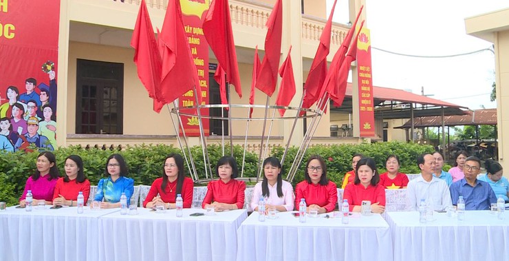 Phúc Lộc: Sôi động chương trình đồng diễn dân vũ kỷ niệm 80 năm Quốc khánh nước Cộng hoà xã hội chủ nghĩa Việt Nam (2/9/1945 - 2/9/2025)- Ảnh 2.