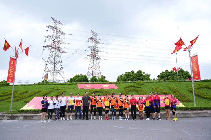 Ngày hội Văn hóa- Thể dục thể thao xã Phù Đổng thu hút gần 400 hội viên, đoàn viên và nhân dân tham gia.- Ảnh 12.