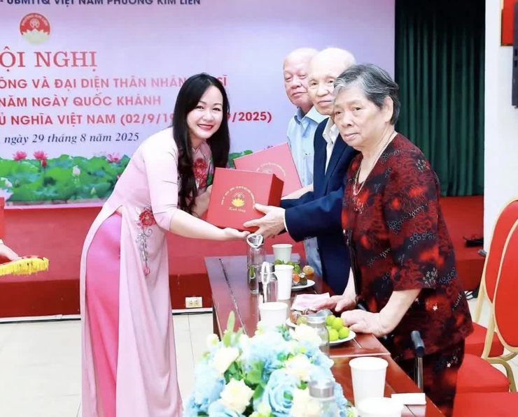 Phường Kim Liên: Hội nghị gặp mặt Người có công với cách mạng và đại diện thân nhân Liệt sĩ nhân dịp kỷ niệm 80 năm Quốc khánh 2/9- Ảnh 7.