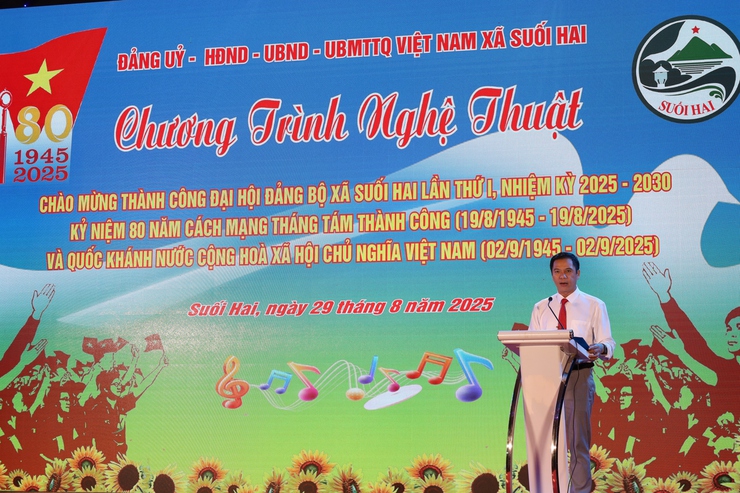 Sôi nổi chương trình nghệ thuật chào mừng Kỷ niệm 80 năm Quốc khánh 2/9- Ảnh 1.