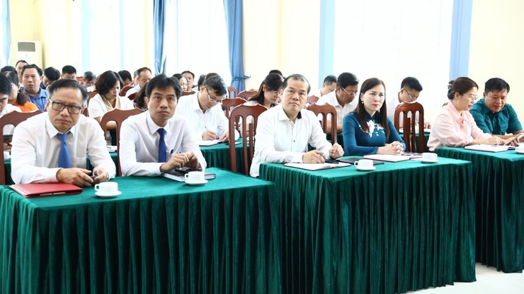 Sơn Đồng: 20 tập thể, 48 cá nhân được khen thưởng trong công tác tổ chức Đại hội Đại biểu Đảng bộ xã lần thứ I, nhiệm kỳ 2025 -2030 và triển khai nhiệm vụ trọng tâm tháng 9- Ảnh 1.