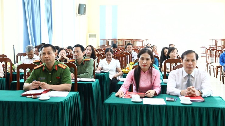 Sơn Đồng: 20 tập thể, 48 cá nhân được khen thưởng trong công tác tổ chức Đại hội Đại biểu Đảng bộ xã lần thứ I, nhiệm kỳ 2025 -2030 và triển khai nhiệm vụ trọng tâm tháng 9- Ảnh 2.