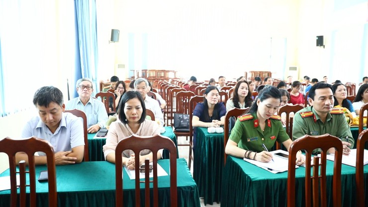 Sơn Đồng: 20 tập thể, 48 cá nhân được khen thưởng trong công tác tổ chức Đại hội Đại biểu Đảng bộ xã lần thứ I, nhiệm kỳ 2025 -2030 và triển khai nhiệm vụ trọng tâm tháng 9- Ảnh 3.