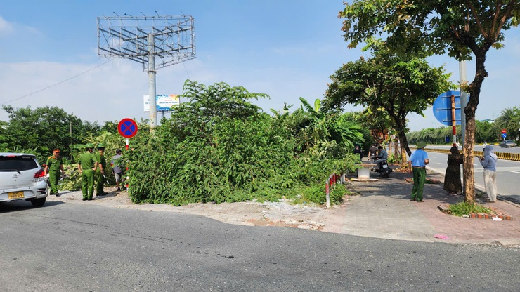 BAN CHỈ ĐẠO 197 XÃ NỘI BÀI RA QUÂN ĐẢM BẢO TRẬT TỰ AN TOÀN GIAO THÔNG, TRẬT TỰ CÔNG CỘNG- Ảnh 30.