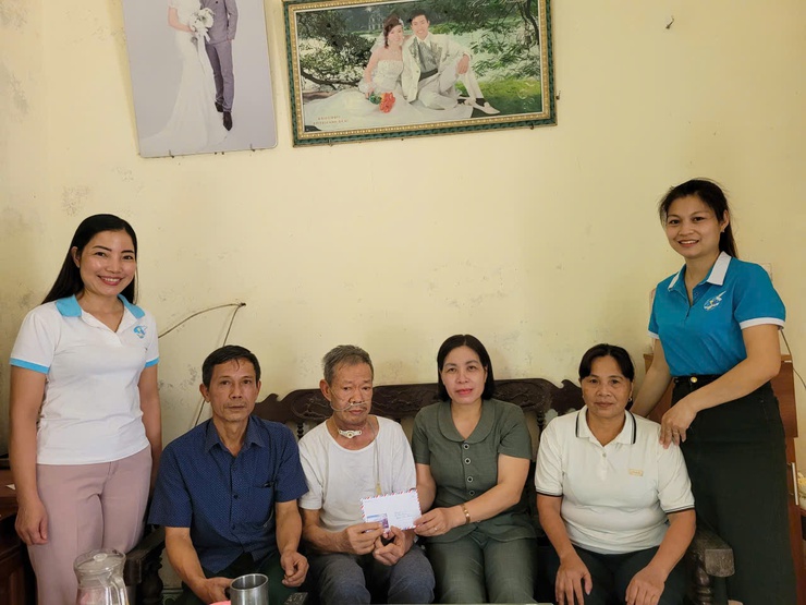 Thành Phố tặng quà hội viên, đoàn viên hoàn cảnh đặc biệt khó khăn tại xã Thanh Oai- Ảnh 3.