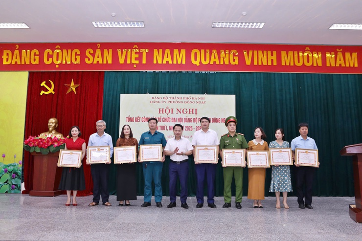 ĐẢNG ỦY PHƯỜNG ĐÔNG NGẠC TỔNG KẾT CÔNG TÁC TỔ CHỨC ĐẠI HỘI ĐẠI BIỂU ĐẢNG BỘ LẦN THỨ I, NHIỆM KỲ 2025-2030- Ảnh 6.