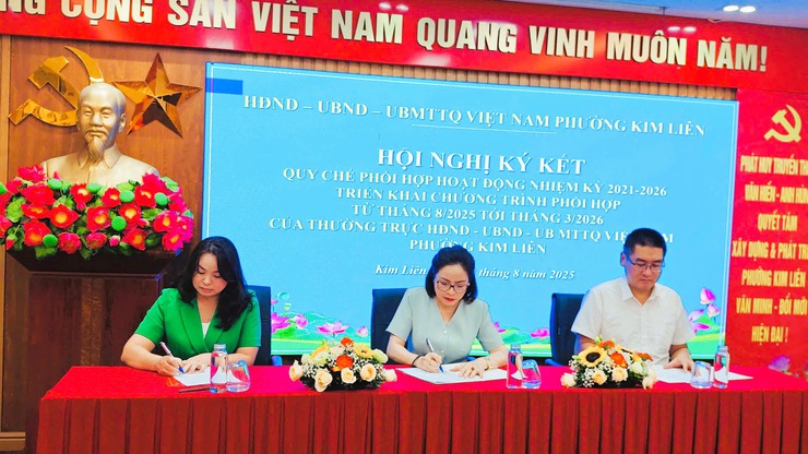 THƯỜNG TRỰC HĐND - UBND - ỦY BAN MTTQ VIỆT NAM PHƯỜNG KIM LIÊN KÝ KẾT QUY CHẾ PHỐI HỢP HOẠT ĐỘNG- Ảnh 5.