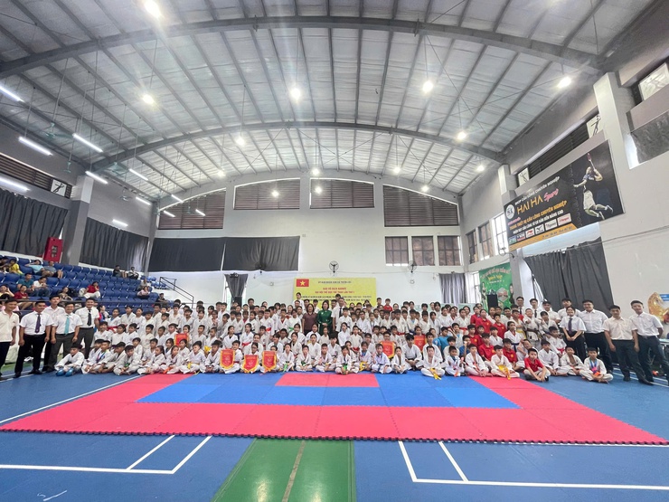 Giải vô địch Karate Đại hội TDTT xã Thiên Lộc lần thứ I - năm 2025- Ảnh 1.