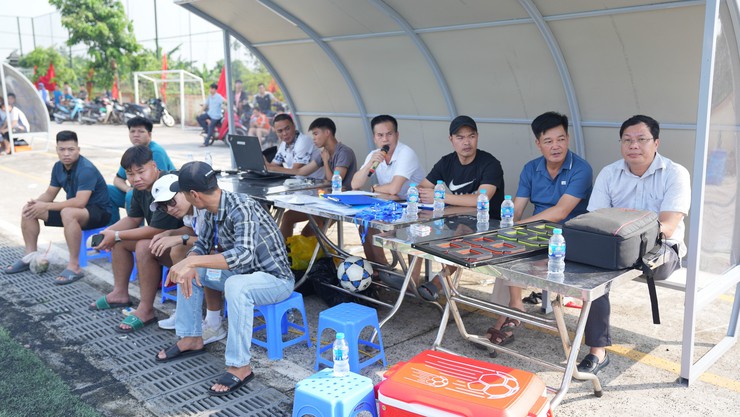 Giải bóng đá nam vô địch xã Dương Hoà lần thứ I năm 2025- Ảnh 2.