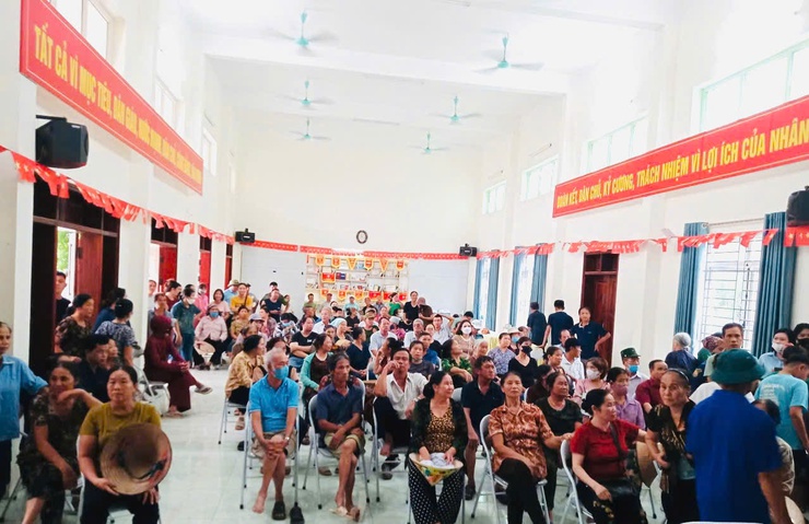 NHÂN DÂN XÃ THIÊN LỘC PHẤN KHỞI ĐẾN NHÀ VĂN HÓA THÔN NHẬN QUÀ NHÂN DỊP TẾT ĐỘC TẬP 02/9- Ảnh 7.