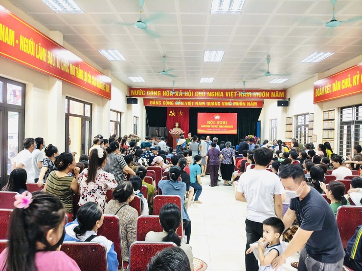 NHÂN DÂN XÃ THIÊN LỘC PHẤN KHỞI ĐẾN NHÀ VĂN HÓA THÔN NHẬN QUÀ NHÂN DỊP TẾT ĐỘC TẬP 02/9- Ảnh 12.