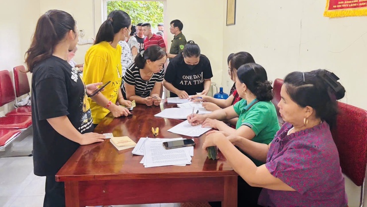 NHÂN DÂN XÃ THIÊN LỘC PHẤN KHỞI ĐẾN NHÀ VĂN HÓA THÔN NHẬN QUÀ NHÂN DỊP TẾT ĐỘC TẬP 02/9- Ảnh 16.