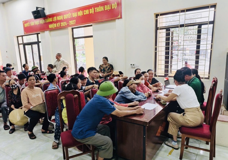 NHÂN DÂN XÃ THIÊN LỘC PHẤN KHỞI ĐẾN NHÀ VĂN HÓA THÔN NHẬN QUÀ NHÂN DỊP TẾT ĐỘC TẬP 02/9- Ảnh 15.